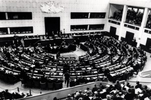 BUDie konstituierende Sitzung des Europäischen Parlaments am 19. März 1958. (© Europäisches Parlament)
