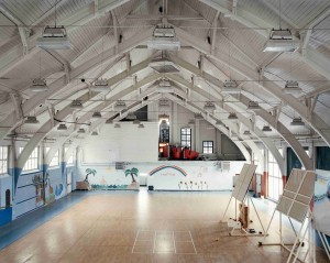 Foto Florian Merdes: Spielort „Conversion_1“ /Turnhalle