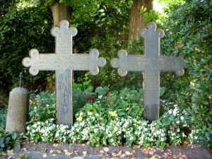 1280px-Claudius_grab_2008