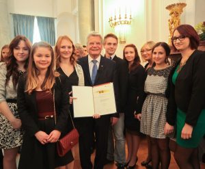 Bundespräsident Gauck mit Preisträgern
