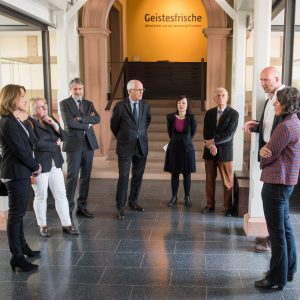 PD Dr. Thomas Röske und Dr. Ingrid von Beyme (stellv. Leiterin) führen in die Geschichte der Sammlung ein.